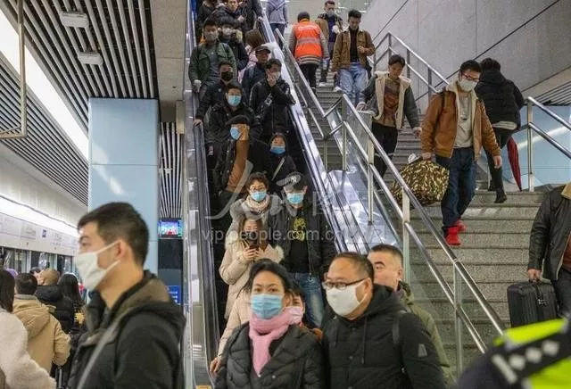 胡锡进：如果政府今后还让民众“尽量不出门”