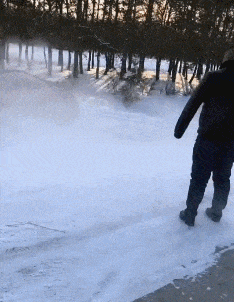 爆笑gif图:防火防盗防闺蜜,出门逛街,不得不防啊