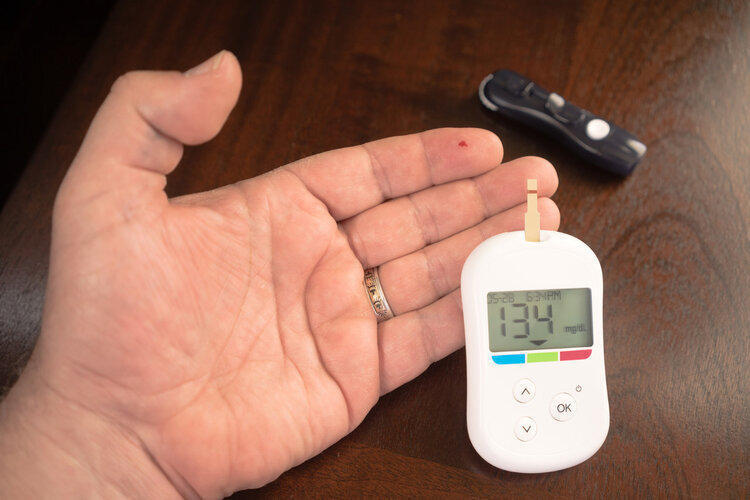 60岁以上老人有自己的血糖标准，多少才正常？超过已是糖尿病