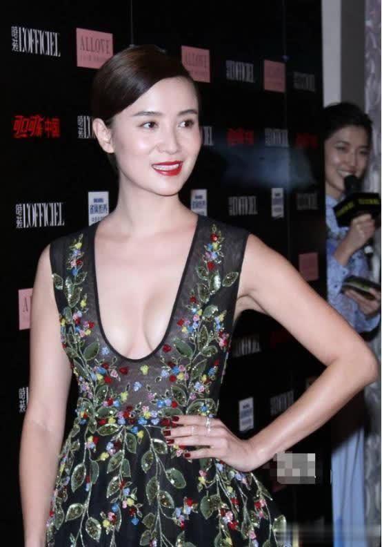 留园网 刺绣的花样和普通的印花不同 高级感和古典魅力 6park Com