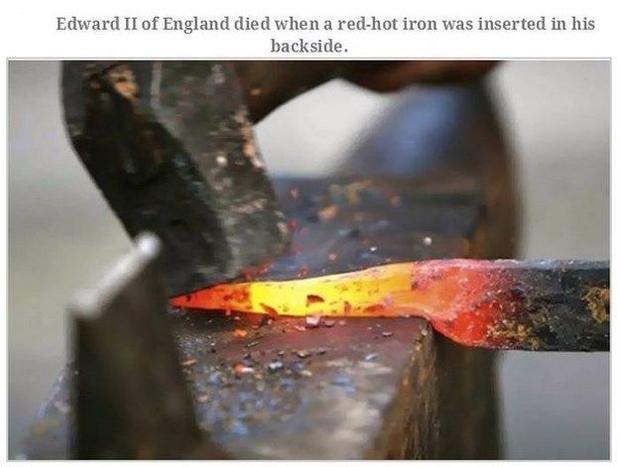 英格兰爱德华被烧红的铁器刺入背后而死.