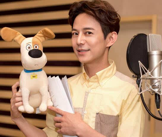 何炅遭女观众上台殴打一分钟 疑为私生饭 - 30