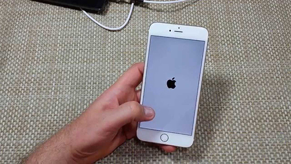 国人投诉 苹果iPhone 6s 夜半无故重启!