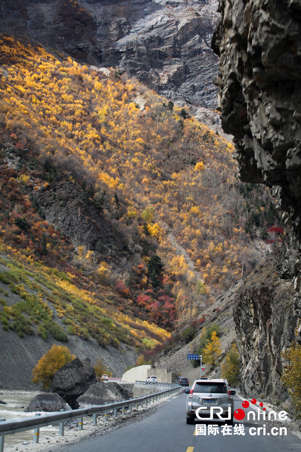 西藏风光:川藏线昌都境内风景(组图)