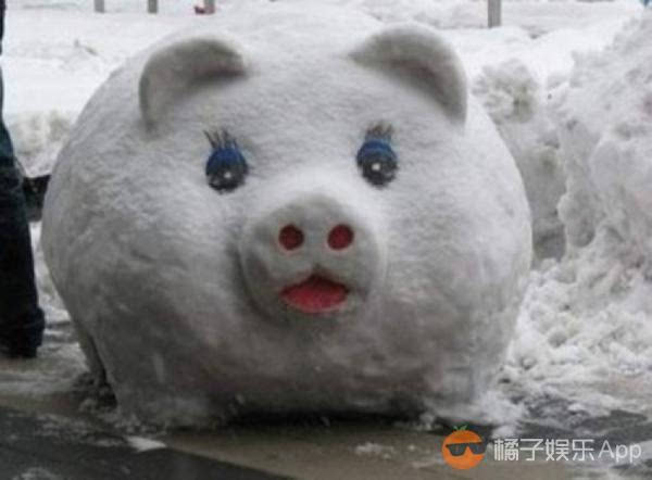 大雪来了 那些搞怪奇葩的雪人也来了!