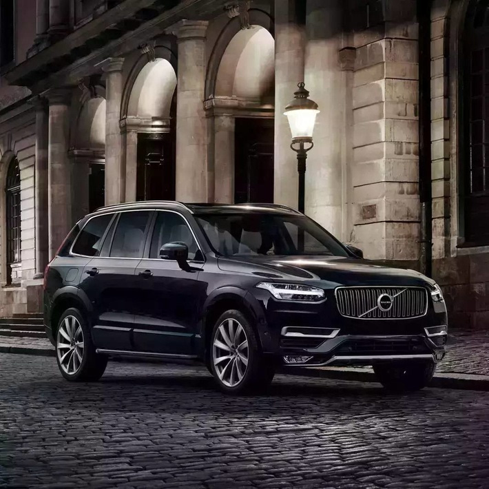 沃尔沃全新xc90加冕2016中国年度suv