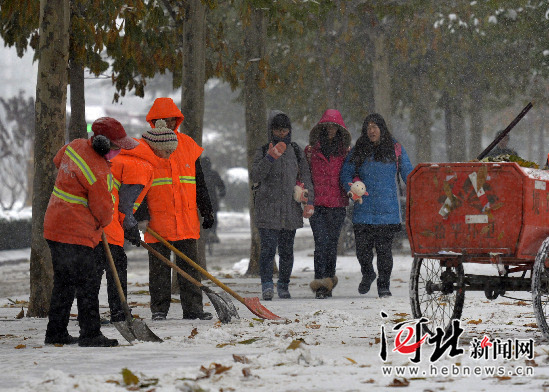 这个初冬不怕冷 庄里那些温暖你我的人和事