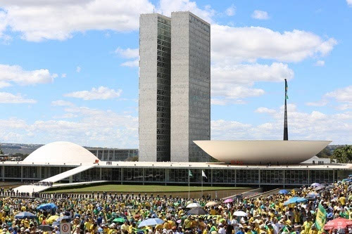 巴西国会弹劾总统罗塞夫程序难有进展