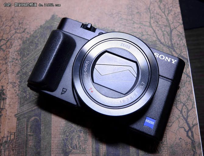 艺术新主张 索尼RX100M3黑卡相机仅4099