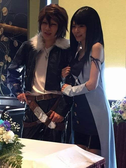 FF8超还原COSPLAY婚礼 这蛋糕枪刀的重现度