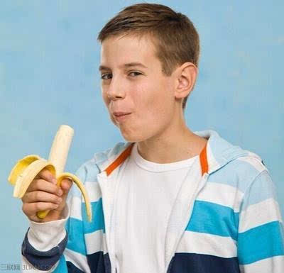 男人吃香蕉好处多 防癌改善早泄