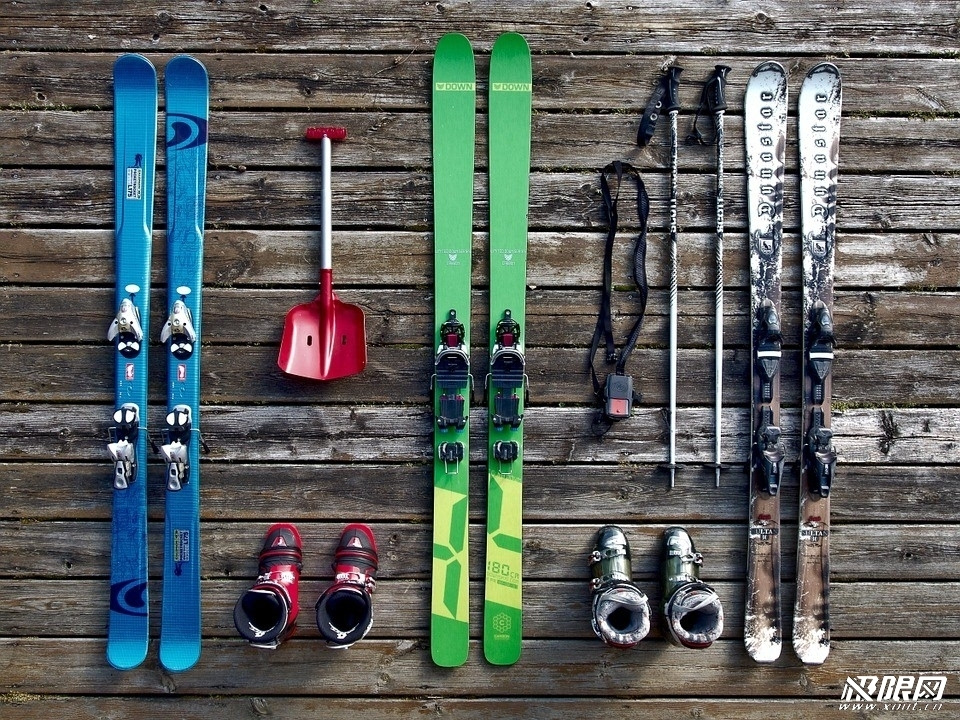 菜鸟必看:滑雪初体验 该准备哪些装备?