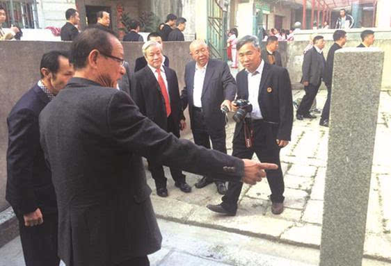 迎接来自远方的客人——中华丘(邱)氏联谊宗亲总会会长邱家儒一行人