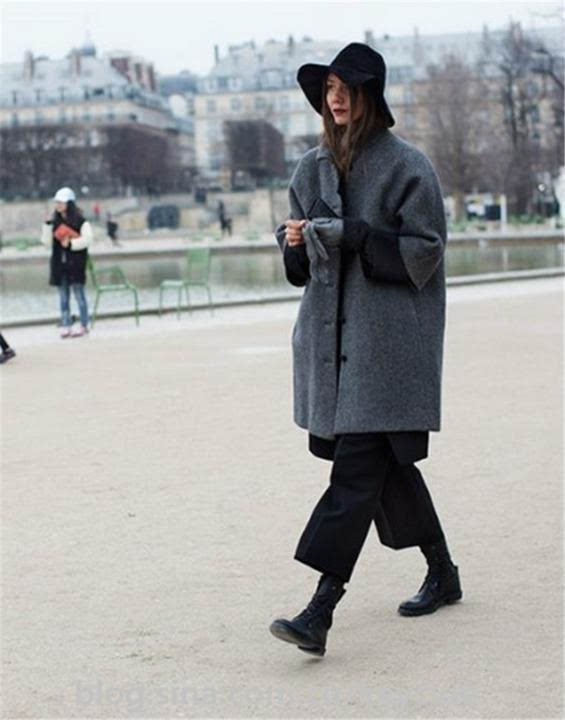灰色大衣搭配黑色阔腿裤与马丁靴比全黑更出层次感,将一颗朋克心昭然