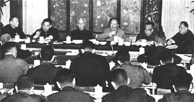 1961年,毛泽东等在中国共产党八届中央委员会第九次全体会议上.