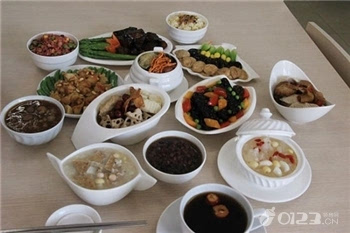 剖腹产(剖宫产 坐月子餐 科学食谱__附:1~4周食谱及注意事项 食谱