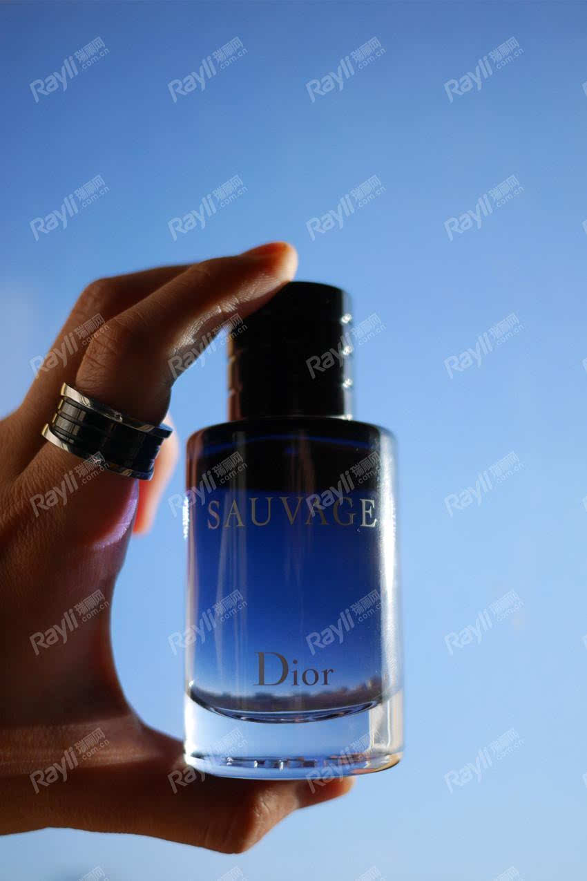 [UU]Dior Sauvage旷野 一瓶男香 一则个性宣言
