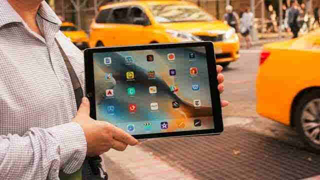 这是要成功?iPad Pro销量超Surface系列