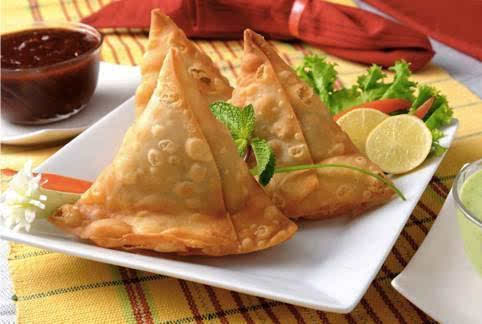 在印度吃炸的大饺子——samosa