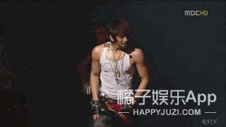 不光哭的有喜感,rain在剧里就是行走的表情包啊!