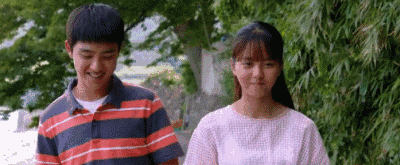 摸头杀男友力什么的都弱爆了,现在初恋流行