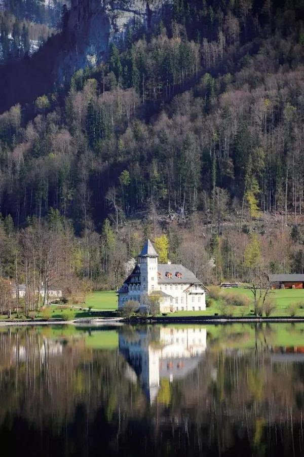在奥地利,最美的不是维也纳而是这片湖光山色