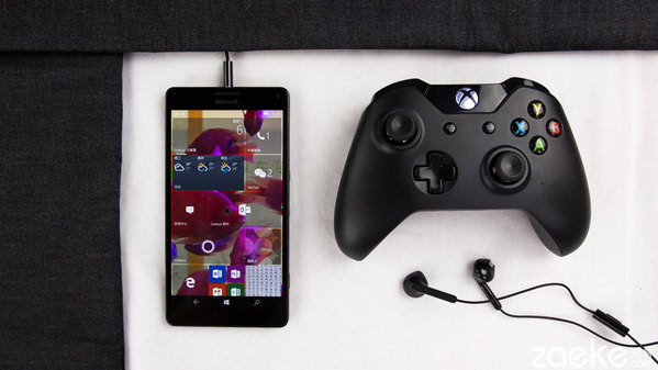 硬实力,软情怀 Lumia 950XL评测 - 微信公众平