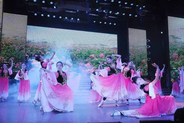 [微视频]李惠利中学学生舞蹈?《渔鼓声声》荣