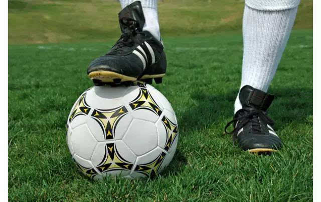 关于湖南城市学院成立校园足球队及运动员选拔
