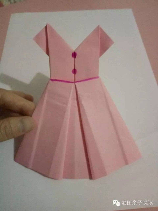 [亲子互动]漂亮的裙子手工,值得每个女孩子收藏!