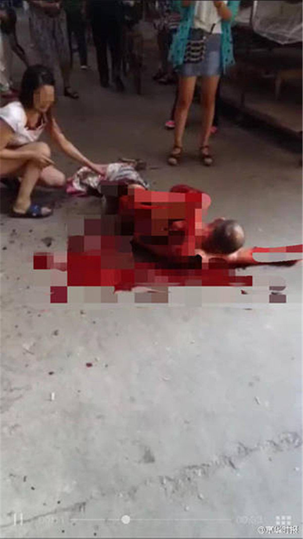 杭州一家四口疑遭同事砍杀母子2人当场死父女2人重伤