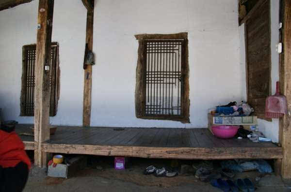实拍韩国农村真实生活:房屋破旧 几乎都是老人