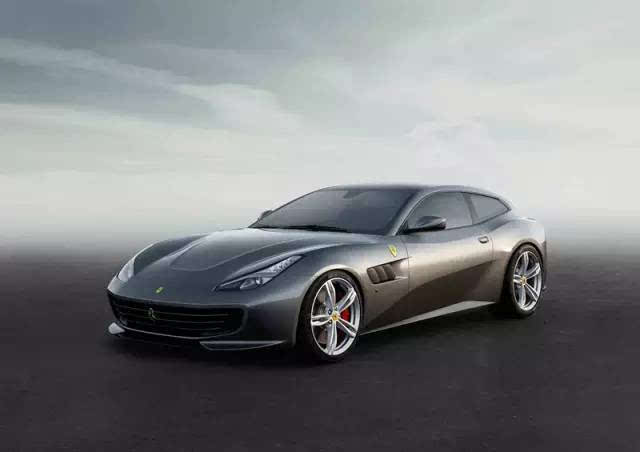 法拉利gtc4lusso