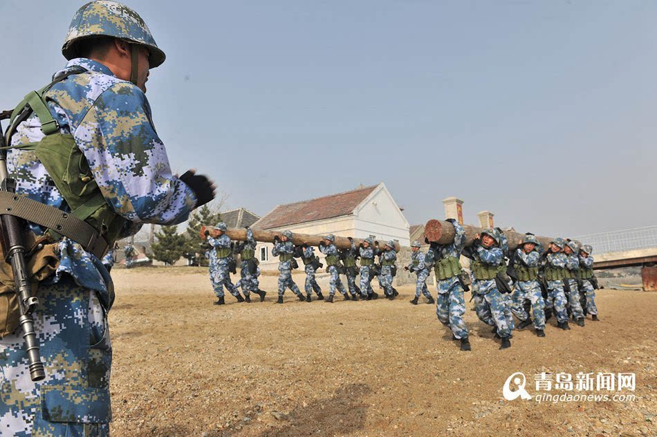 实拍海军新兵训练基地 揭秘合格水兵如何炼成