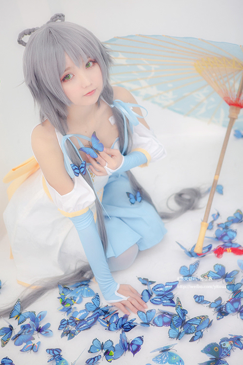 萌萌哒可爱洛天依唯美cosplay图片