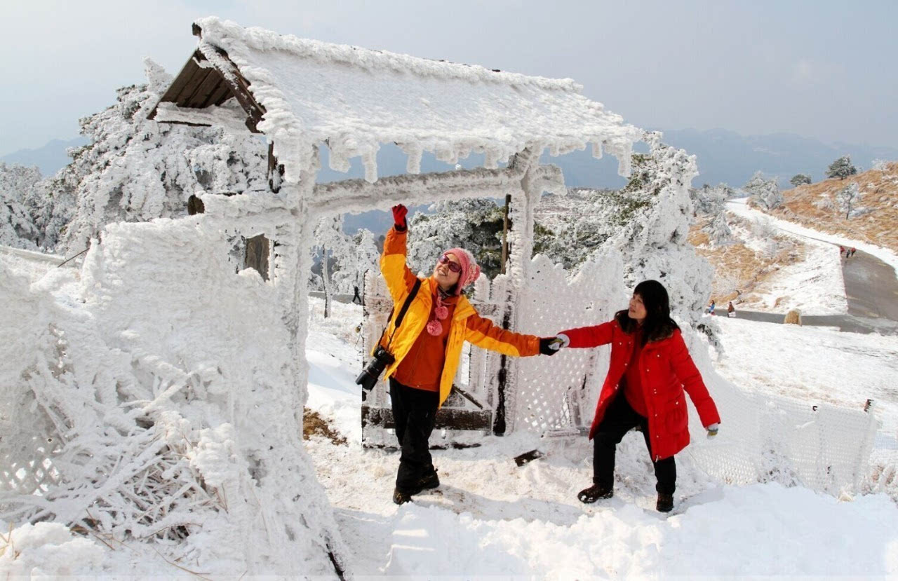 宜昌天柱山雾凇▲宜昌雪景▲母亲河 武永发 摄.