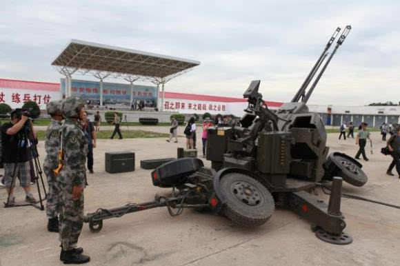 军报:47军创新 用现役高炮导弹实现“弹炮合一”效果-搜狐