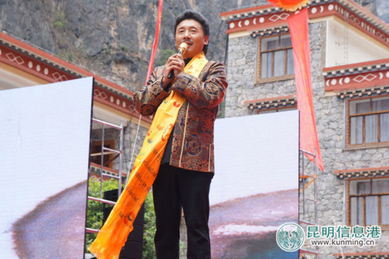 音乐节上,藏区知名歌手齐聚,亚东,容中尔甲,根呷,扎西尼玛,齐旦布