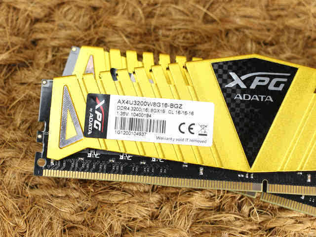 威刚xpg ddr4-3200 评测:这散热片亮了!