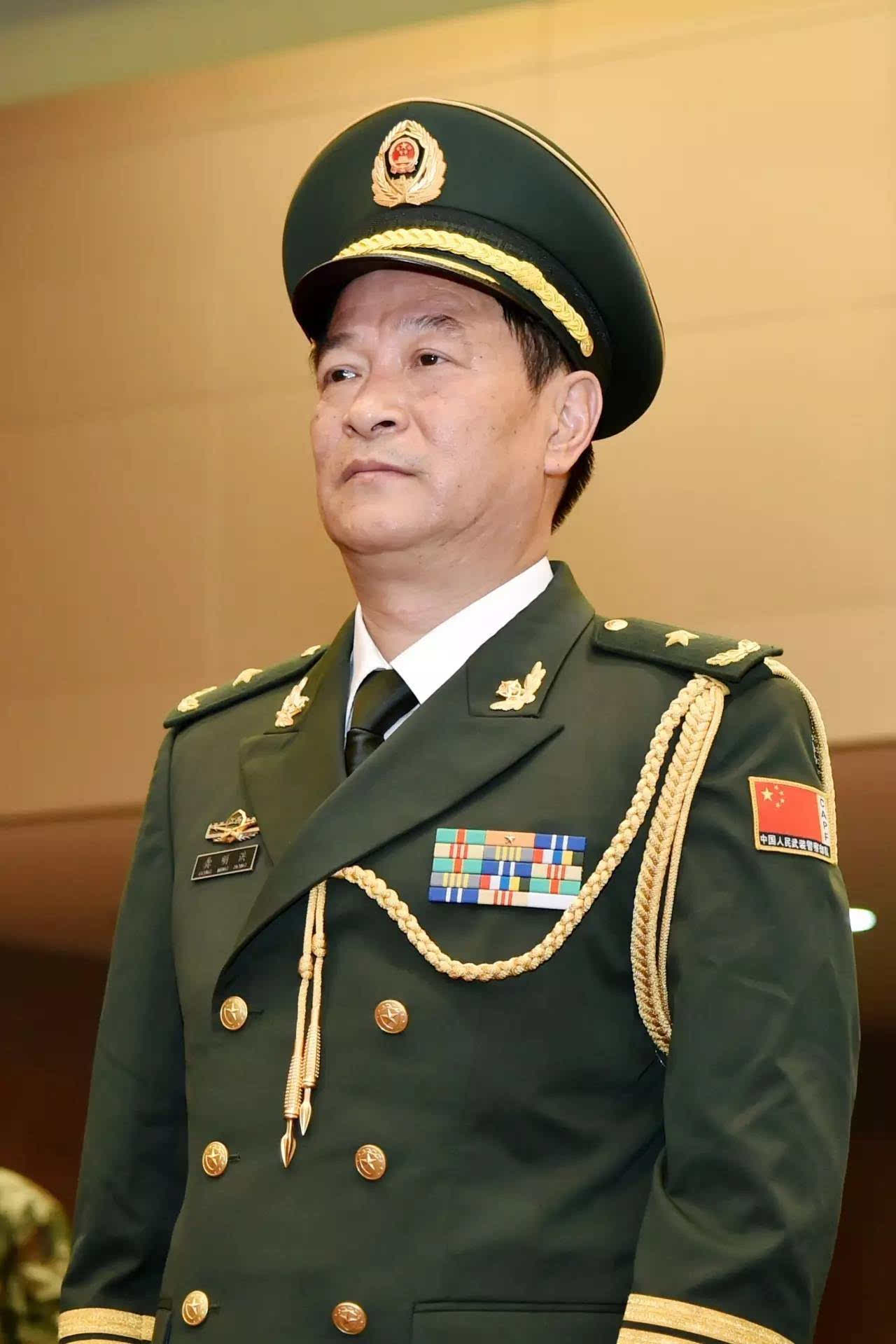 武警部队13人晋升少将含北京总队副司令员等