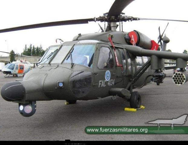 黑鹰火力赶上阿帕奇:武装型战斗力爆表的运输直升机