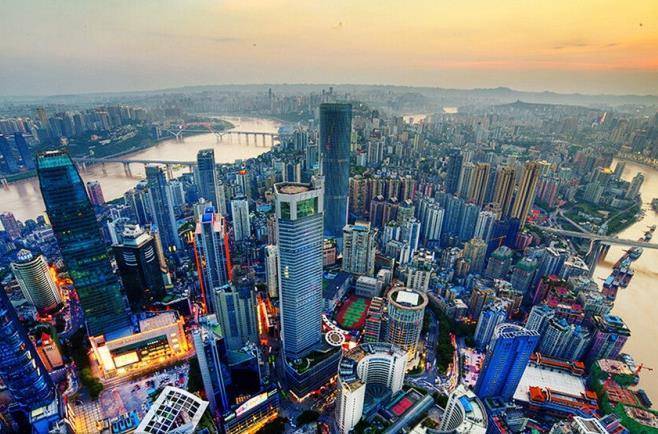 国内拥有摩天大楼最多的城市:top   重庆