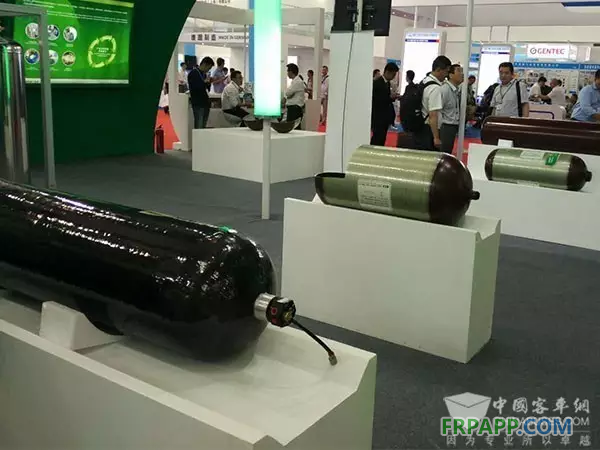 中材科技刮起绿旋风 绿标气瓶惊艳展览会