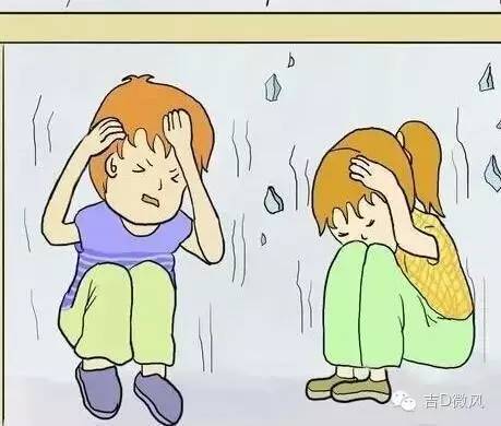 辽源十一部门人员冒雨上街 干啥?