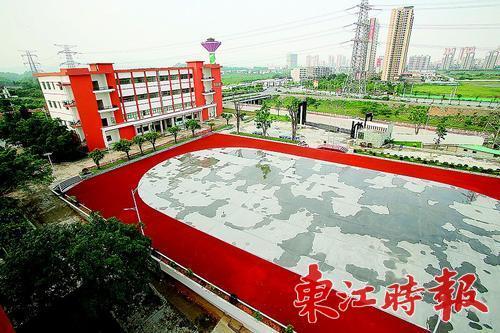 惠州市榕城中学校内环境优美.