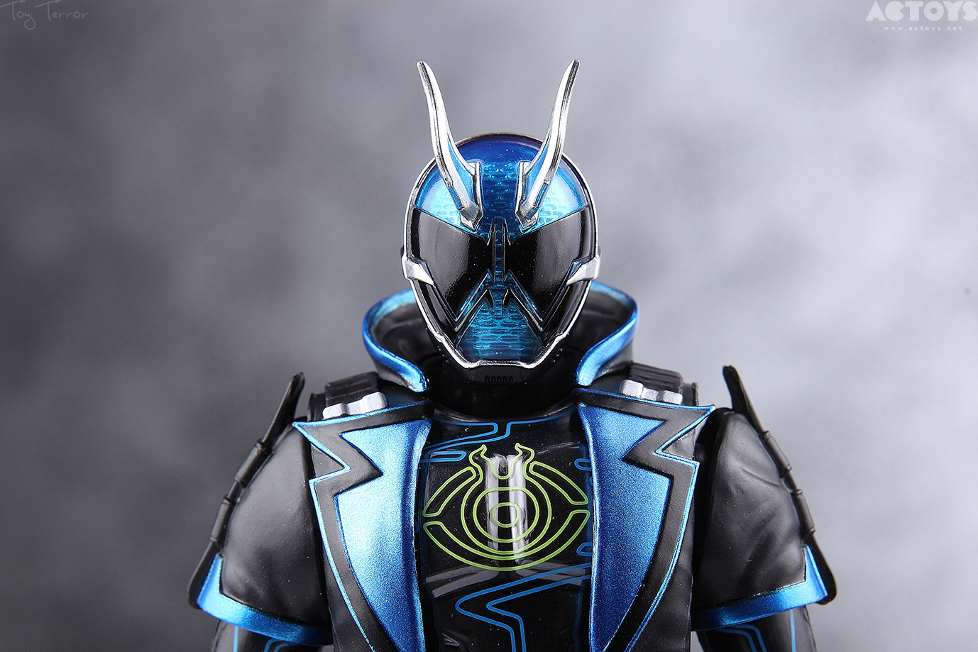 h.figuarts 假面骑士specter