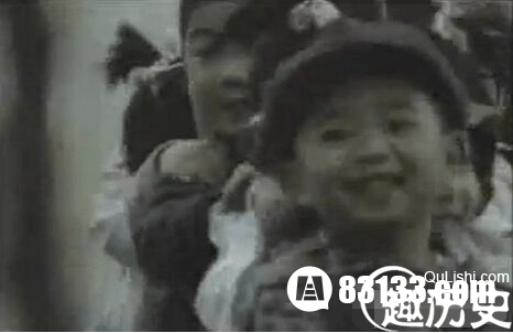 揭秘93年轰动香港的京九铁路广告灵异事件