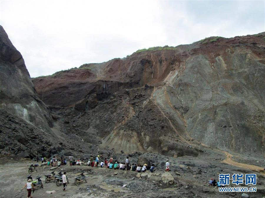 缅甸北部矿区塌陷百人被埋 生还希望渺茫