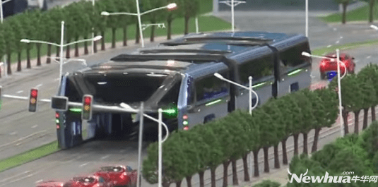 中国研发新型交通工具"巴铁" 单次可载1400人