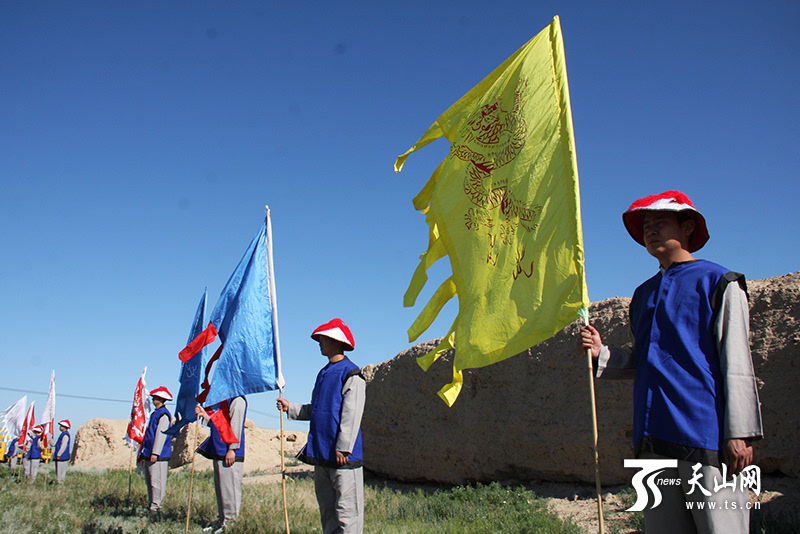 纪念锡伯族西迁252周年暨第六届经贸文化旅游节活动现场.